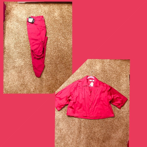 Pants - Two piece Capri pants set.